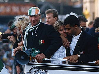 John Giles reveals how Jack Ch...